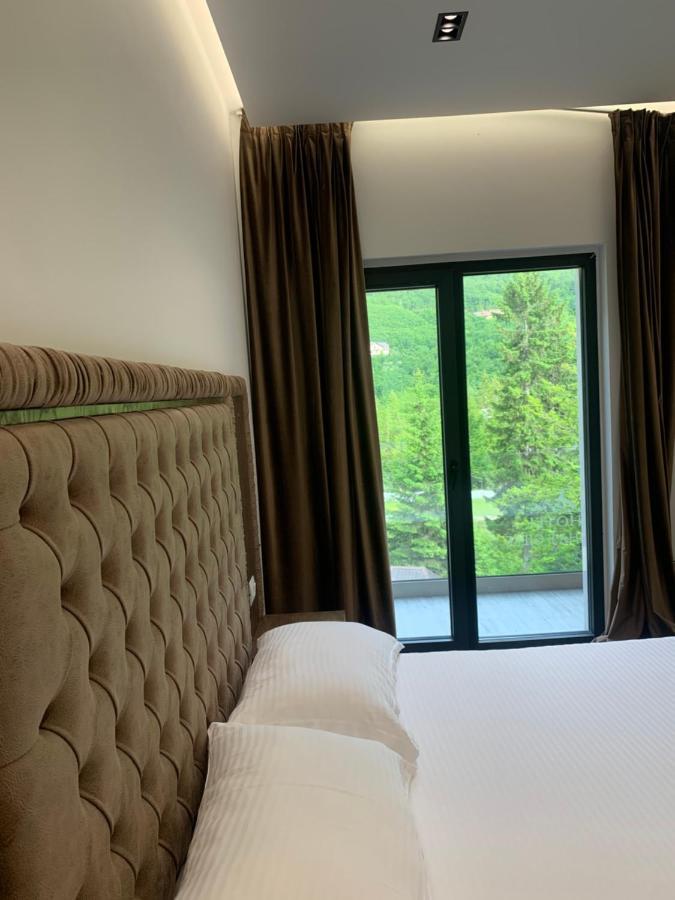 Fusha E Gjes Hotel วัลโบเนอ ภายนอก รูปภาพ